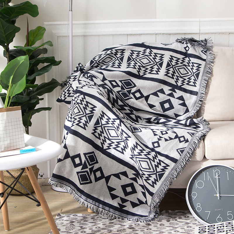 Beautiful Geometric Cotton Throw Blanket