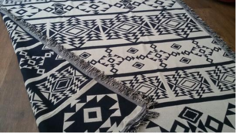 Beautiful Geometric Cotton Throw Blanket