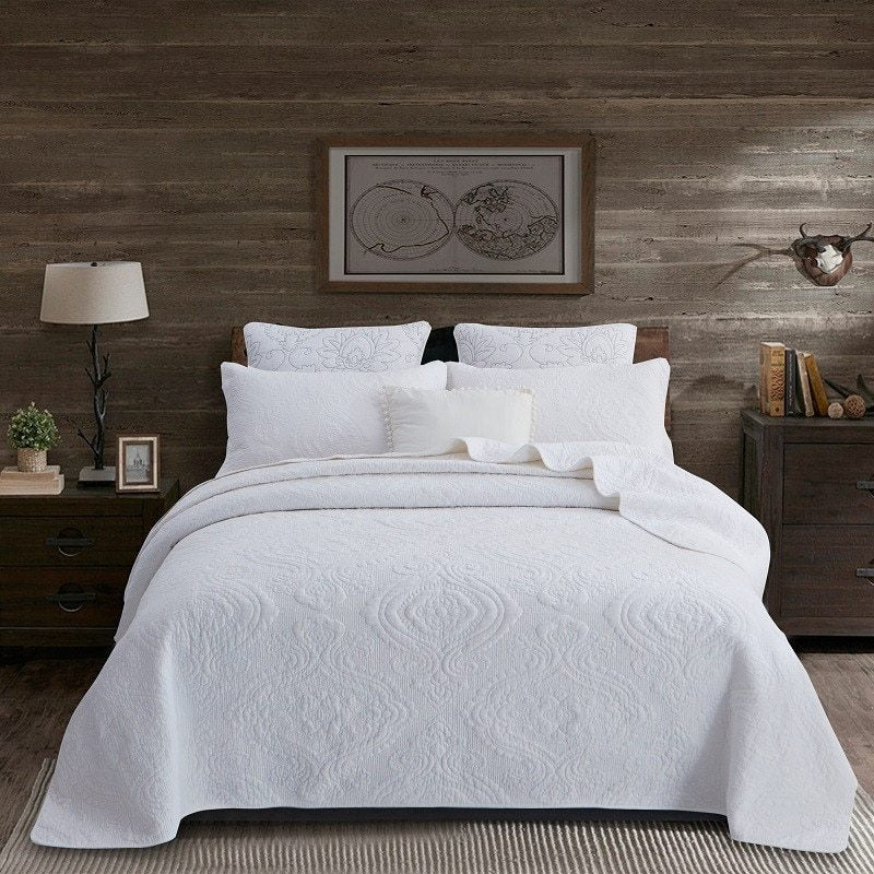 Luxurious Cotton Three-piece bedding set